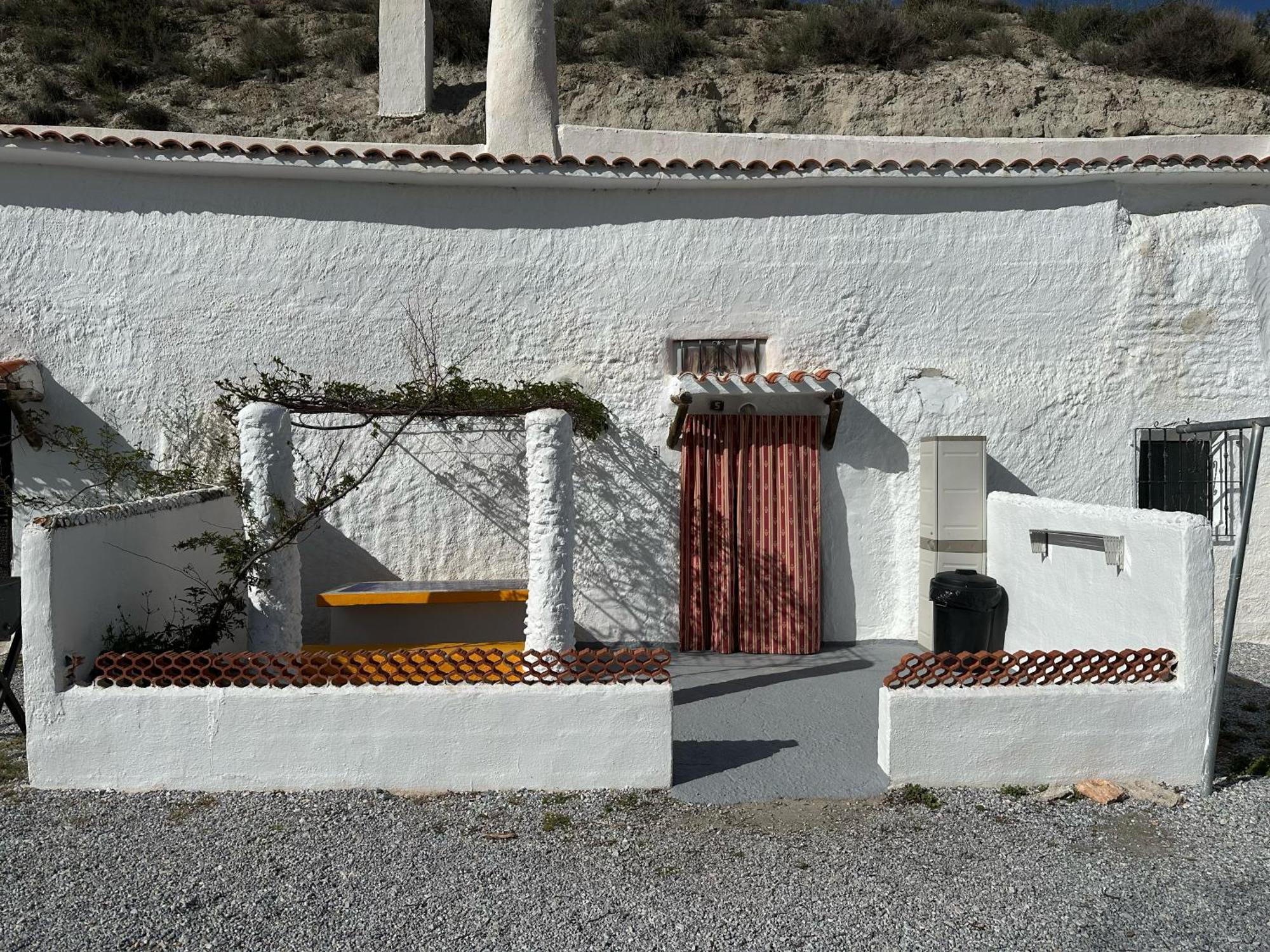 Alojamientos Cuevas Tiana El Aljibete Bagian luar foto